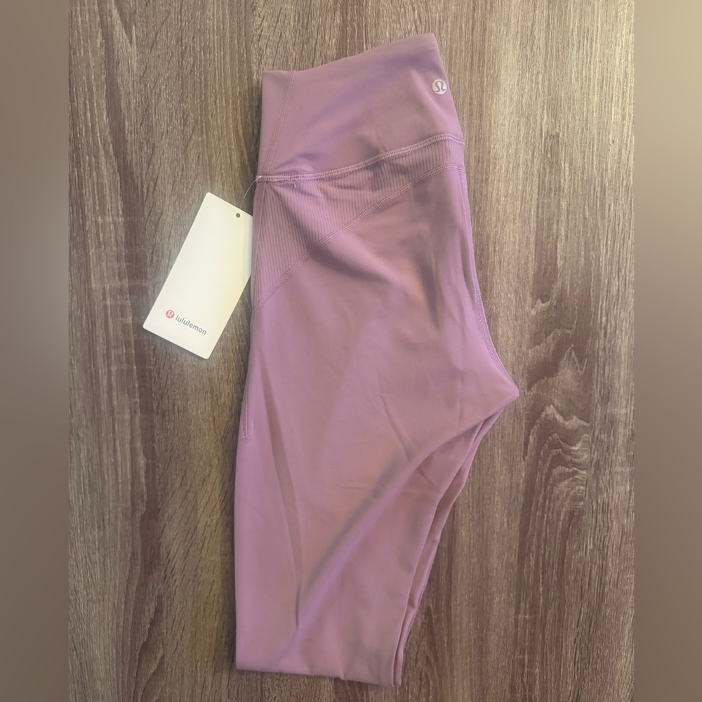Lululemon Groove High Rise Ribbed Panel Tight/Leggings. 28”. Sz 8. Lavender Lux. - Picture 2 of 12
